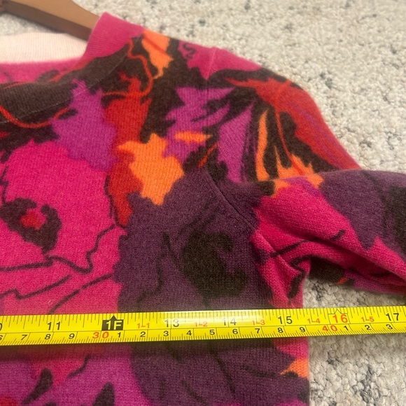 Talbots S Cashmere Floral Button-Up Cardigan in EUC perfect for wedding cover up - Picture 8 of 9